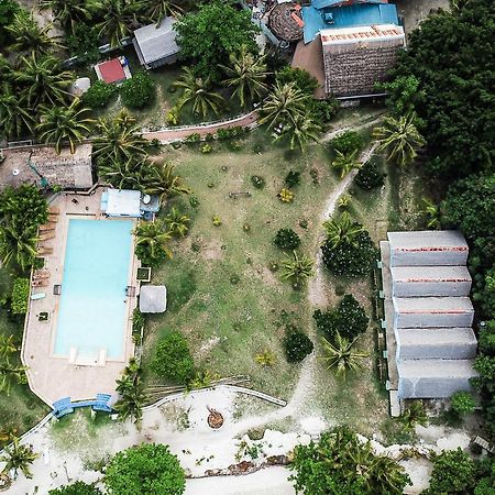 Thresher Cove Dive Resort 로곤 외부 사진