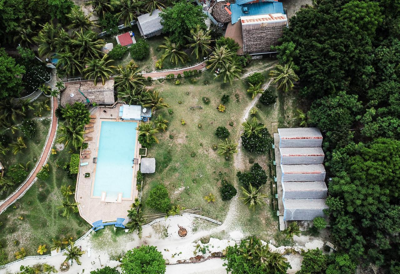 Thresher Cove Dive Resort 로곤 외부 사진