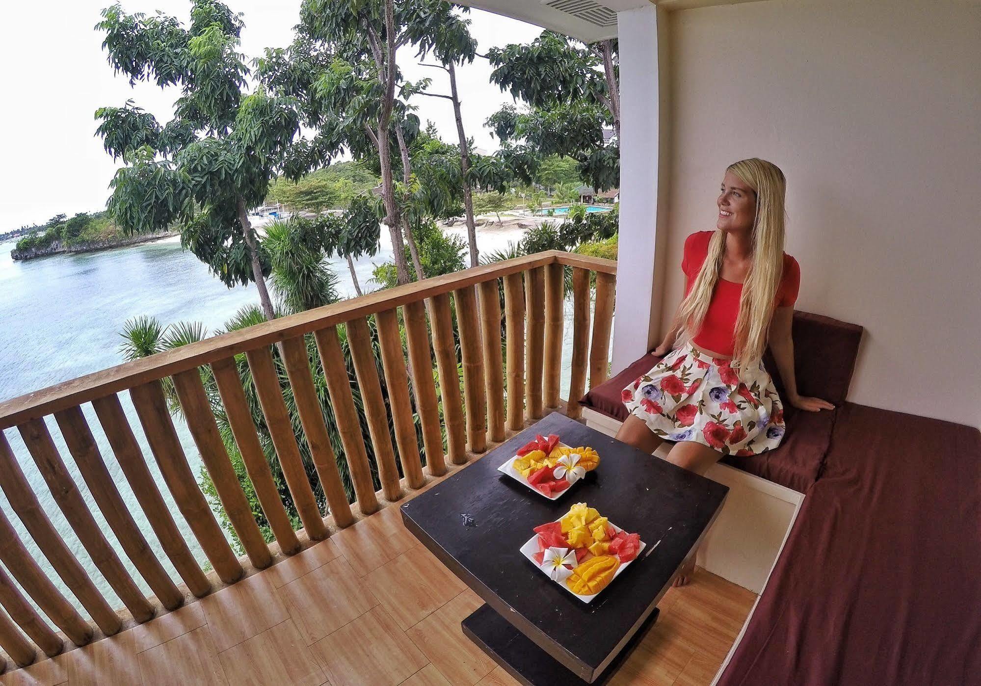 Thresher Cove Dive Resort 로곤 외부 사진